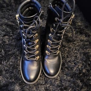 Womens Boots
